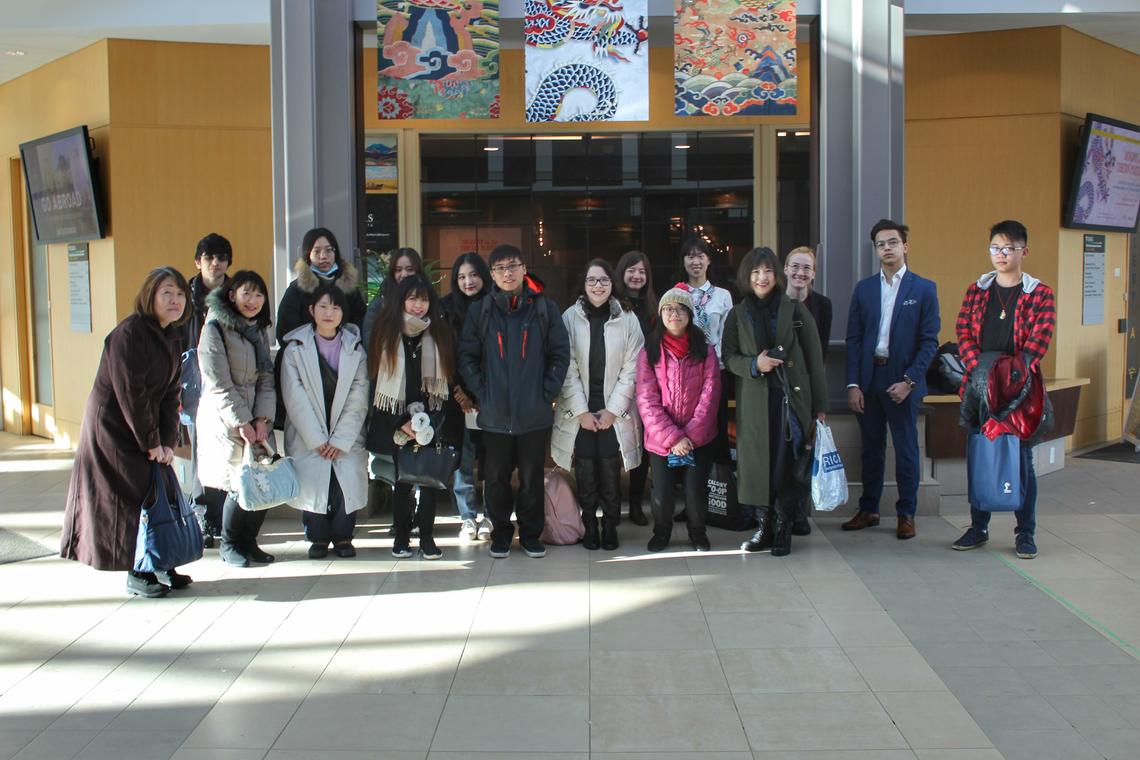 UofC students arrive in Edmonton for Japanese speech contest