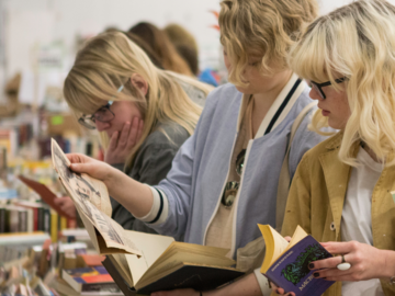 shoppers at the Calgary Reads Big Book Sale
